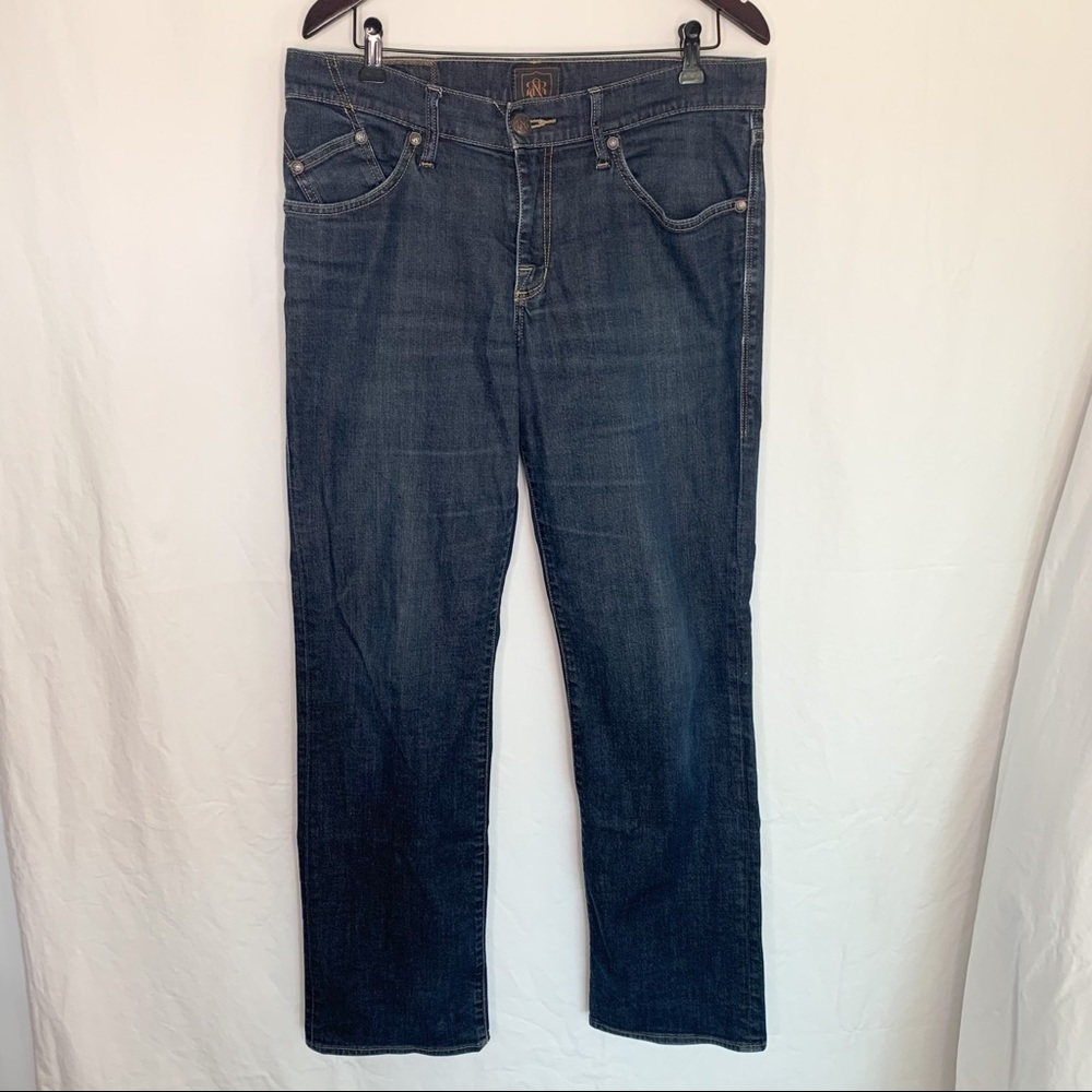 Rock & Republic / “Neil” Relaxed Straight Leg / 33x32